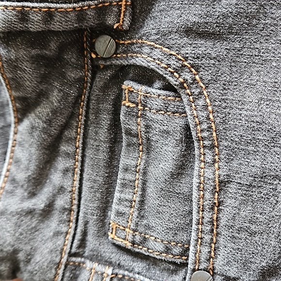 CAbi #202 Skinny Jean 4 - Picture 7 of 7